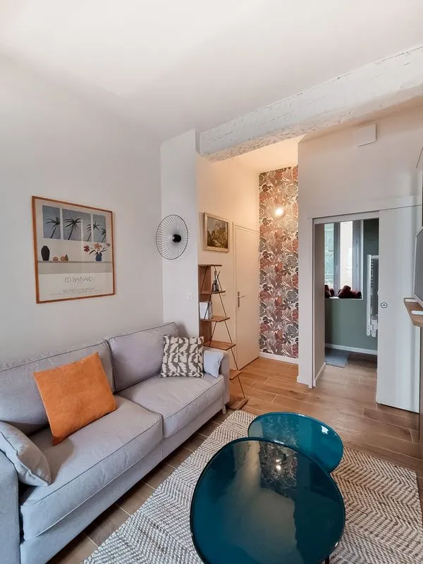Rénovation et aménagement d'un studio atypique, Écully, MVA Intérieur