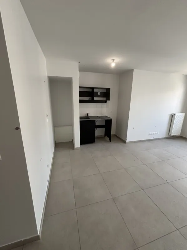 Studio Lyon 7, avant, MVA Interieur